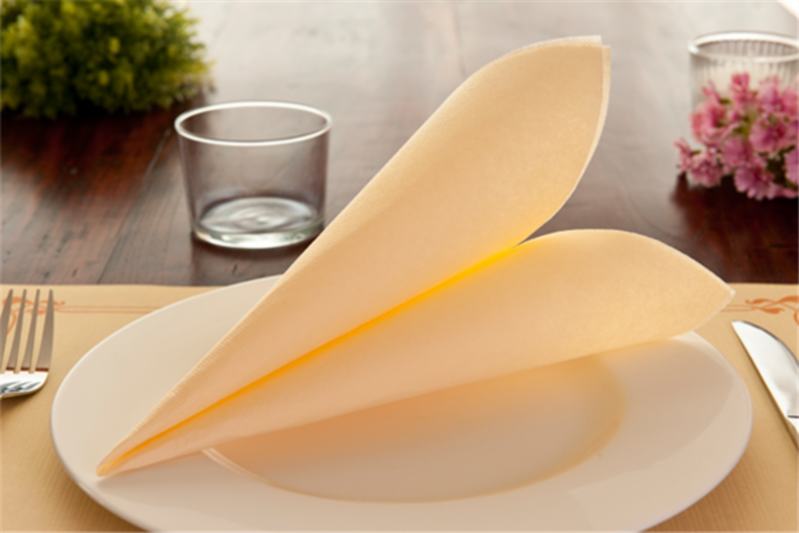 TOALHETES DE MESA 48 G/M2 31x43 CM MARFIM CELULOSE (500 UNIDADE)