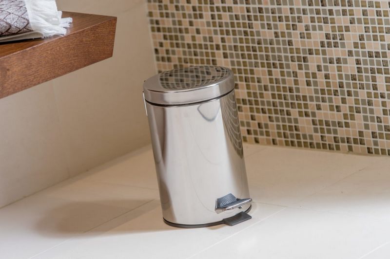 Papeleira com Pedal 3 Lt INOX